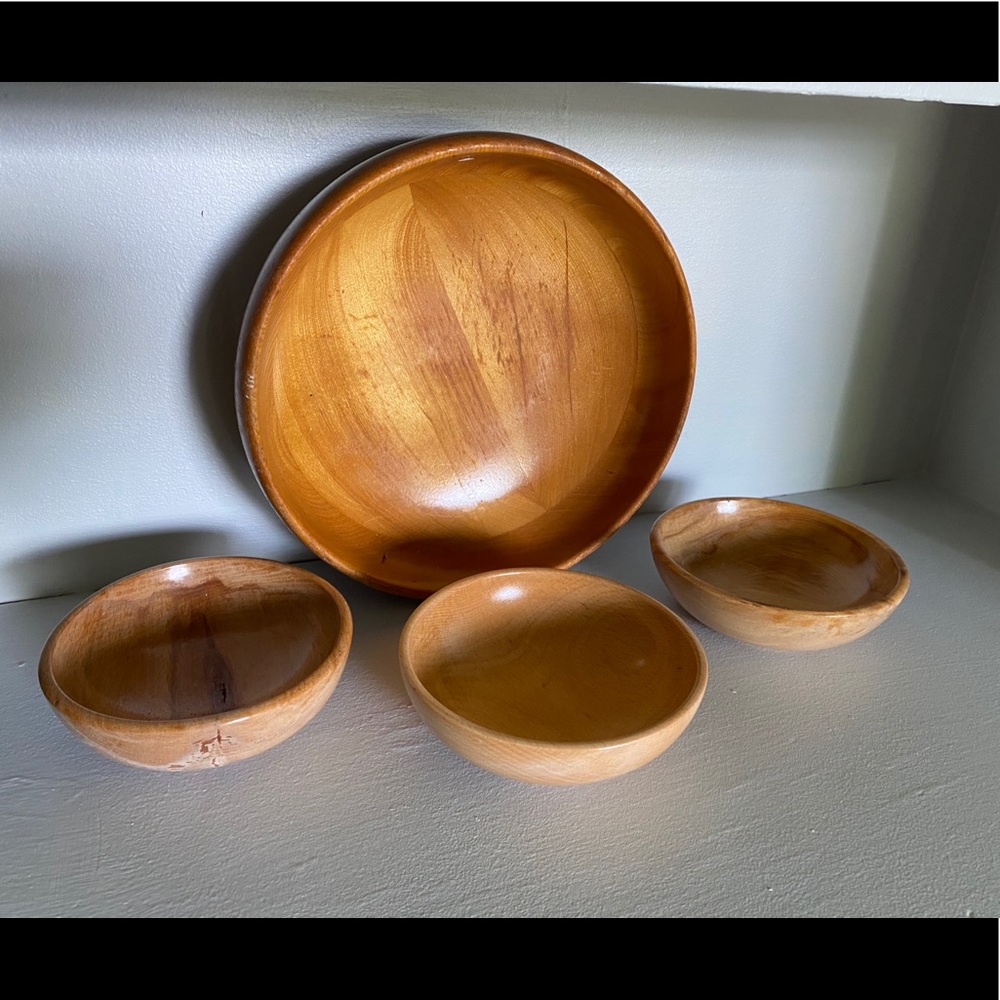 4 Piece Wooden Salad Bowl Set